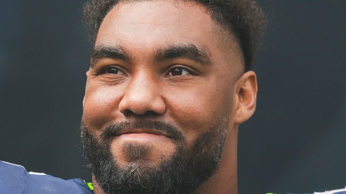 Leonard Williams Headshot