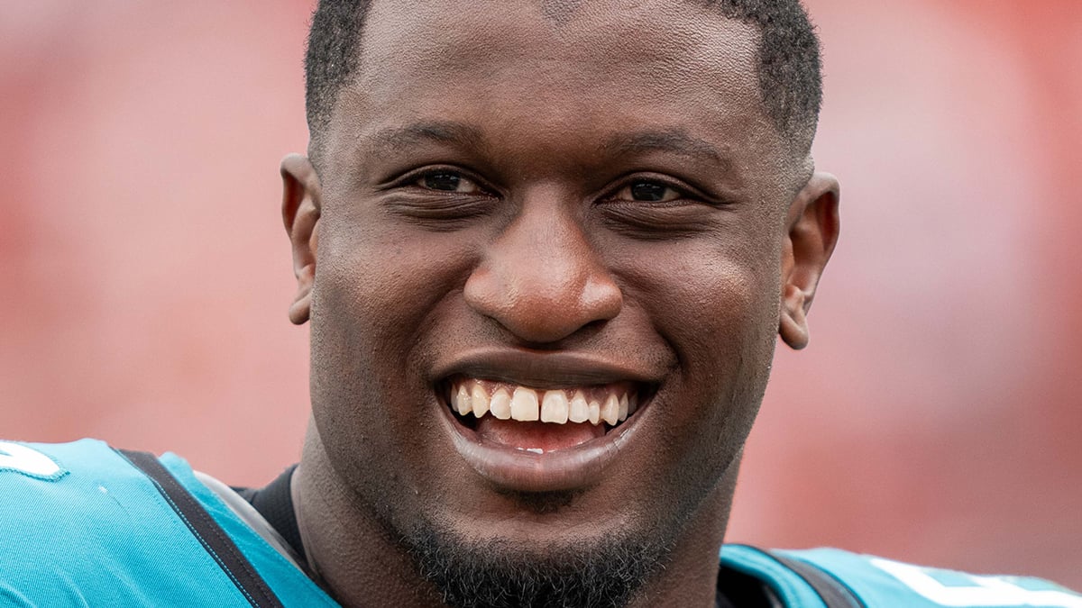 Quintin Morris Headshot