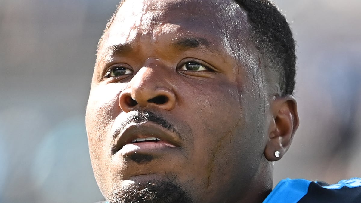 Xavier Woods Headshot