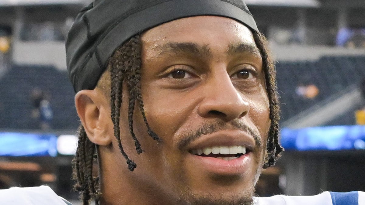 Jonathan Taylor Headshot