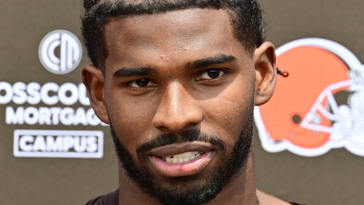 Shedeur Sanders Headshot