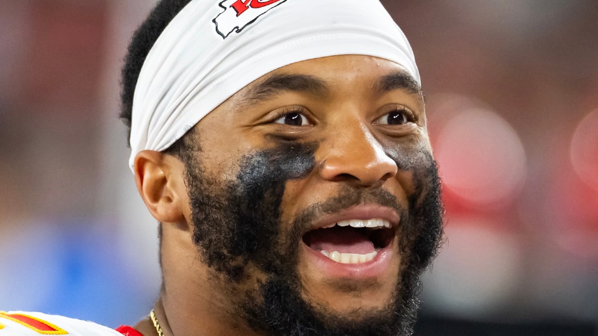 Elijah Mitchell Headshot