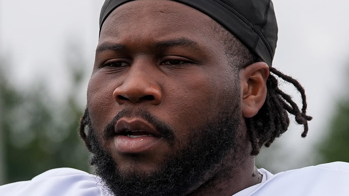Alim McNeill Headshot