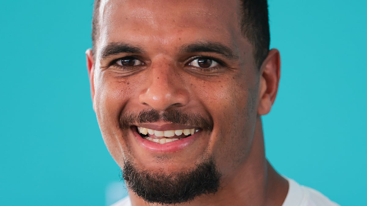 Minkah Fitzpatrick Headshot