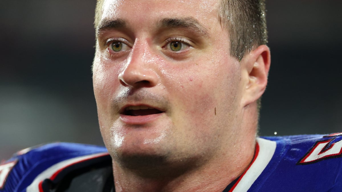 Michael Hoecht Headshot