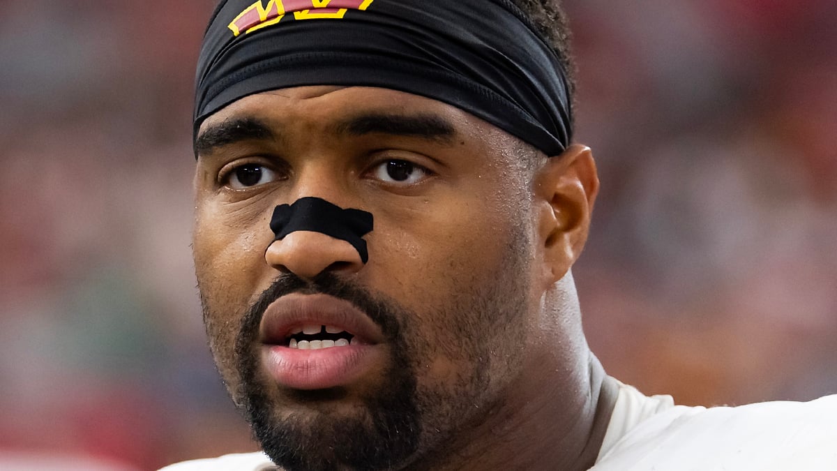 Jonathan Allen Headshot