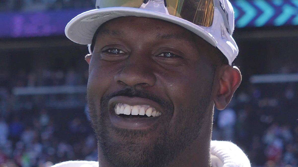 Chandler Jones Headshot