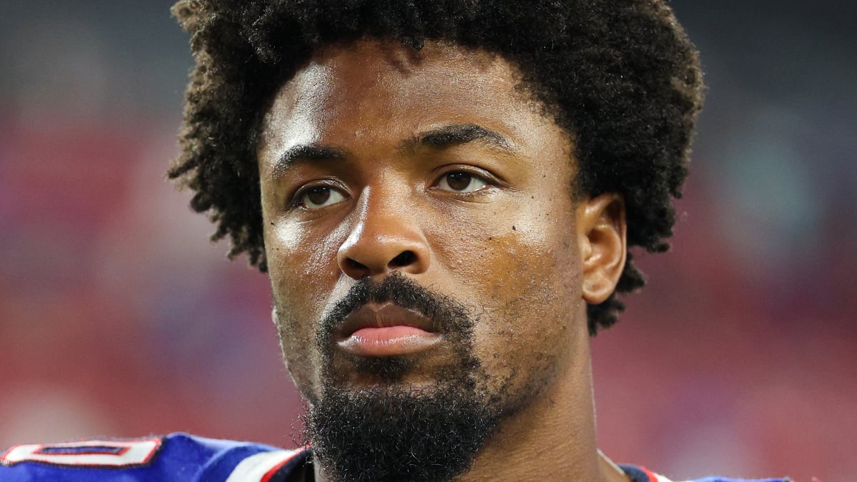 Gregory Rousseau Headshot