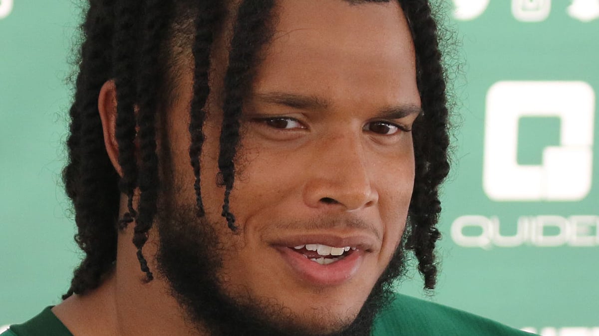 Jermaine Johnson Headshot