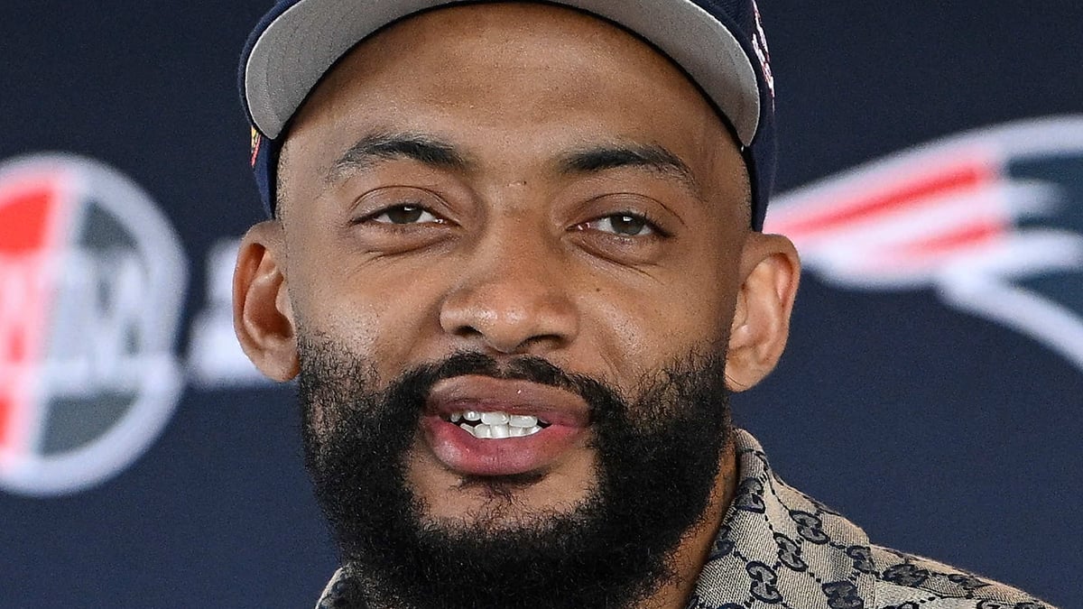 Carlton Davis Headshot