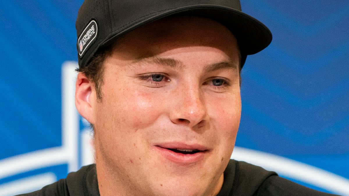 Riley Leonard Headshot