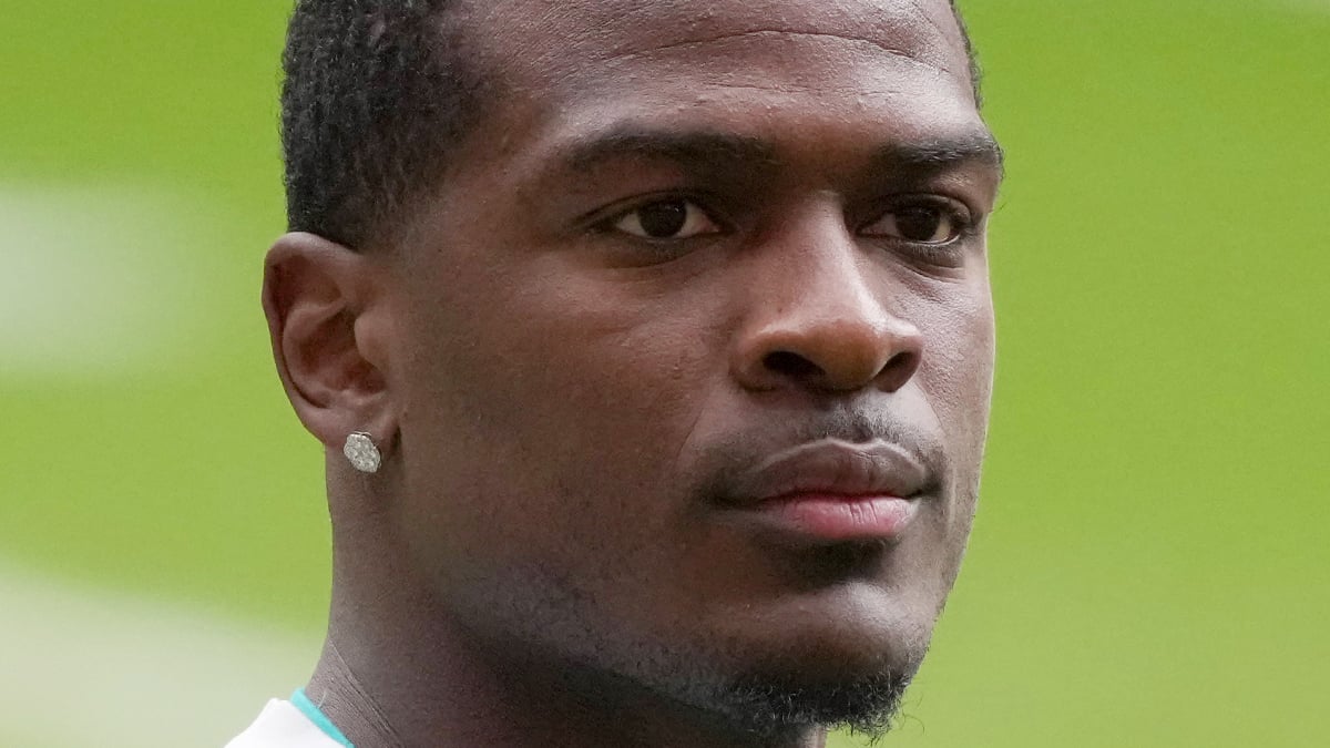 De'Von Achane Headshot