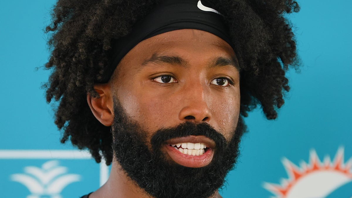 Salvon Ahmed Headshot