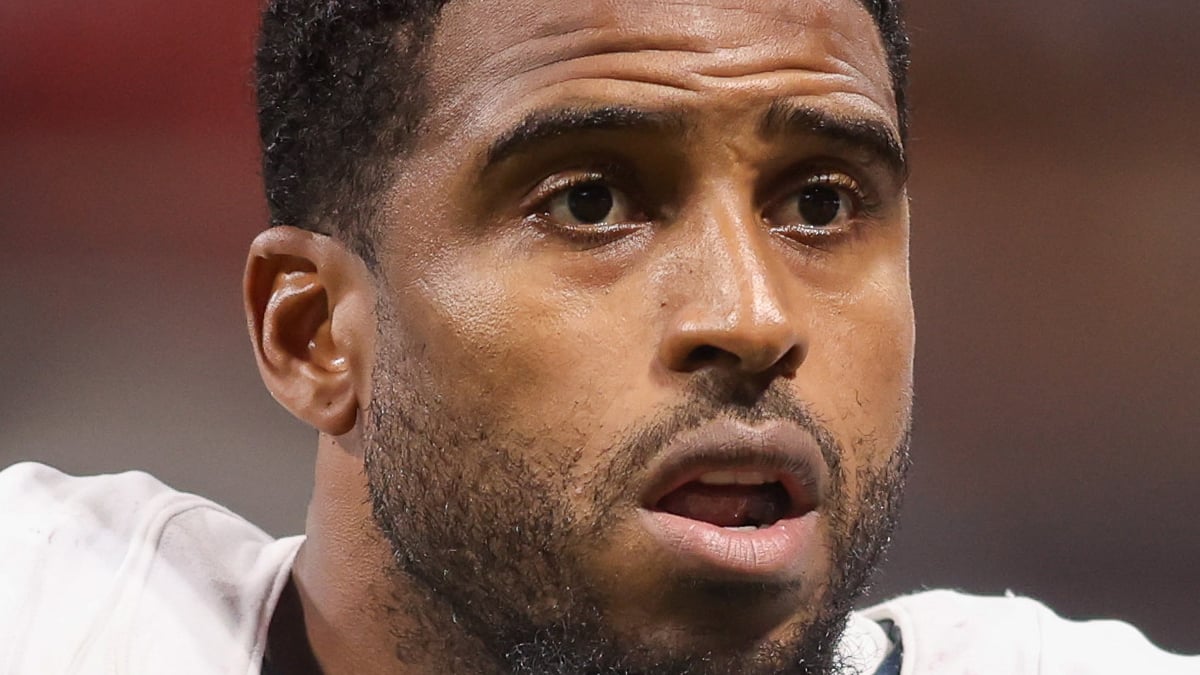 Bobby Wagner Headshot