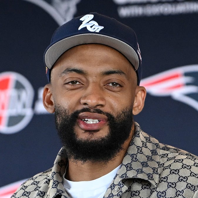 Carlton Davis