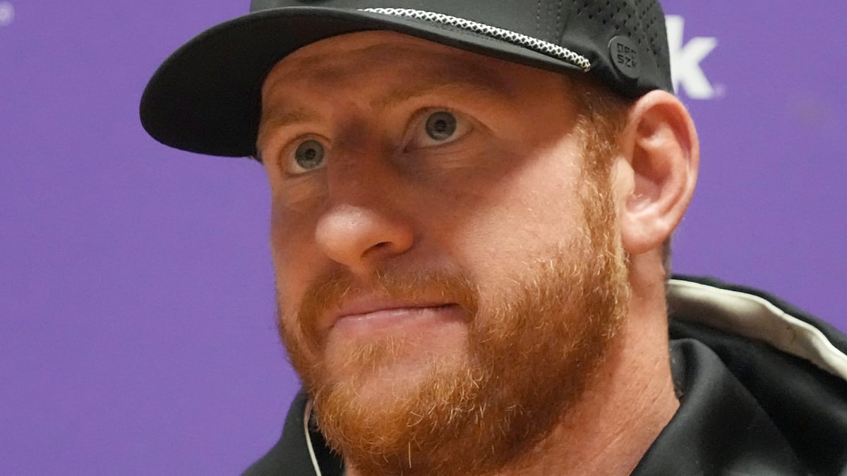 Carson Wentz Headshot