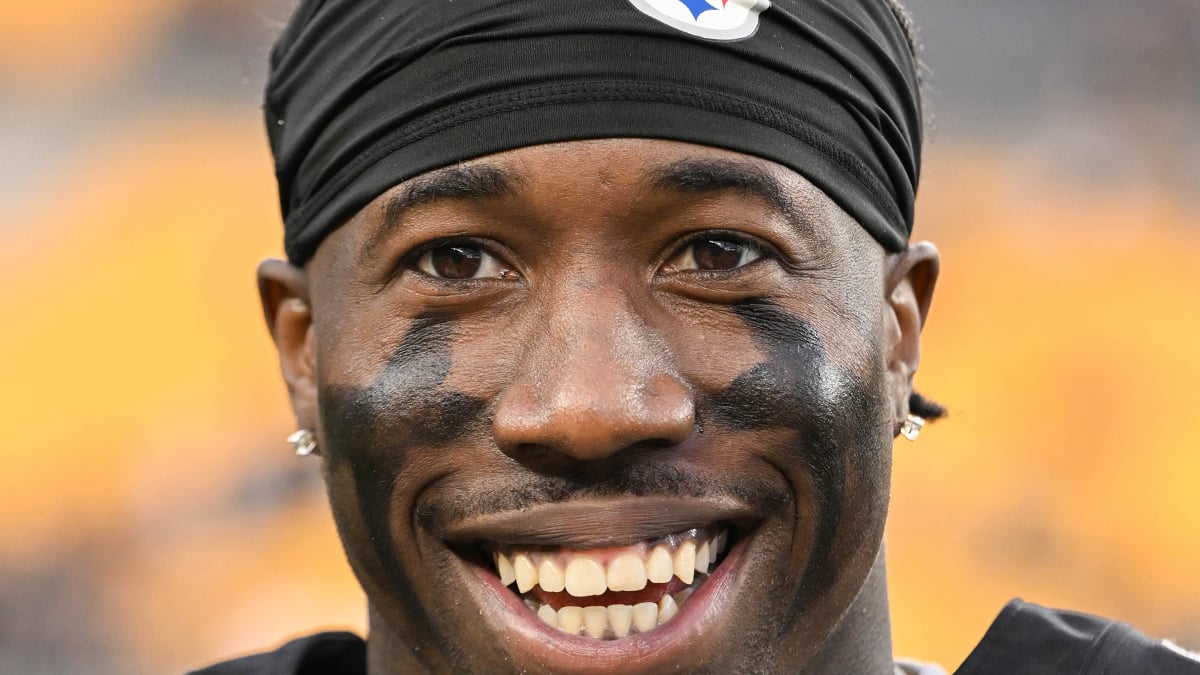 Joey Porter Jr. Headshot