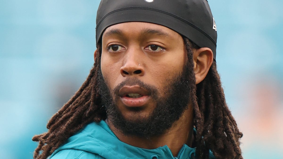 Jakobi Meyers Headshot
