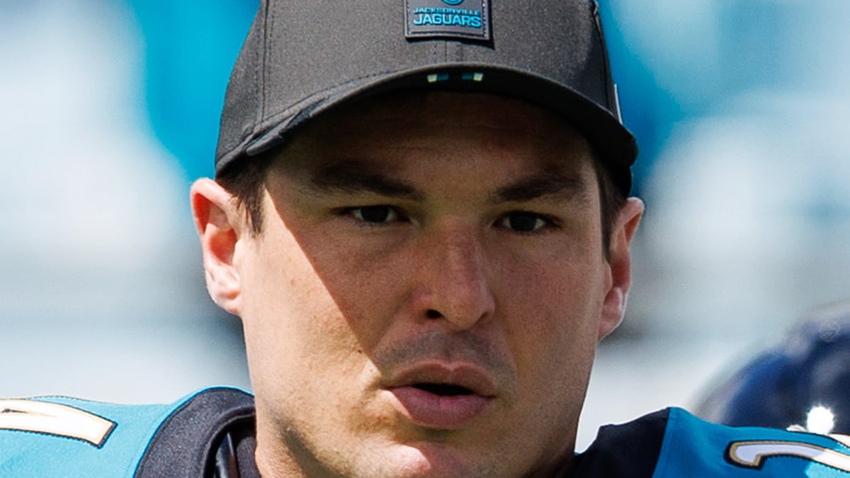 Nick Mullens Headshot