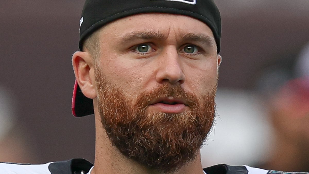 Jake Elliott Headshot