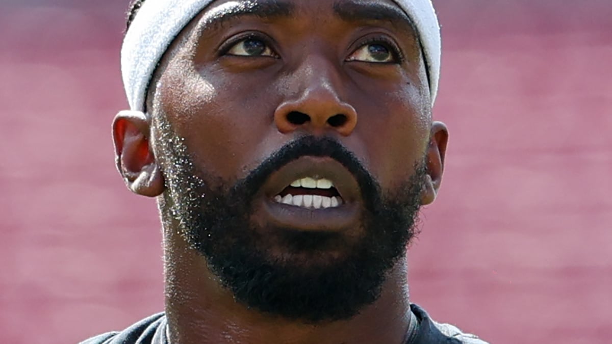 Tyrod Taylor Headshot