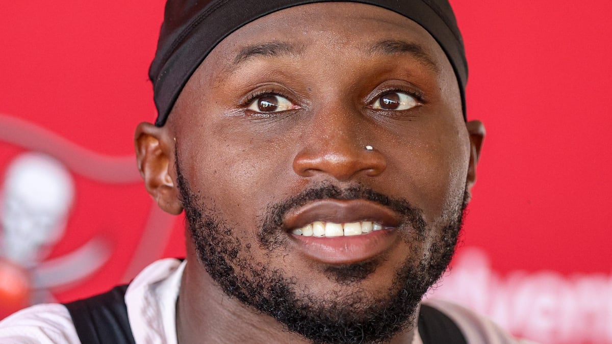 Sterling Shepard Headshot