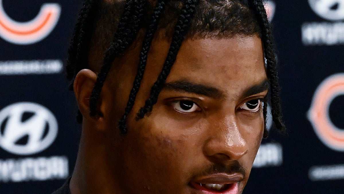 Jaquan Brisker Headshot