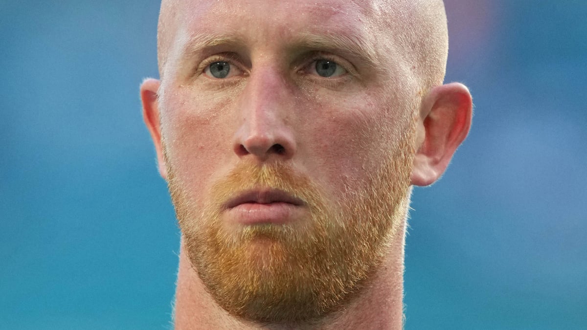 Mike Glennon Headshot