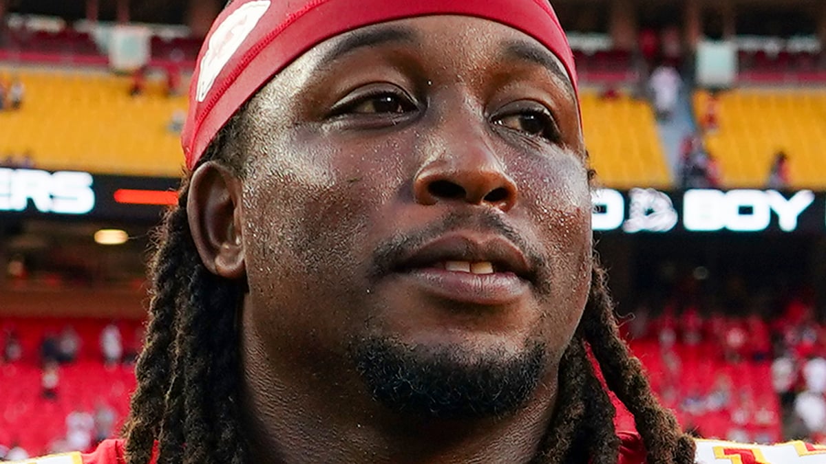 Kareem Hunt Headshot